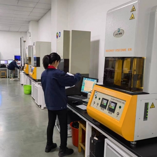 實(shí)驗(yàn)設(shè)備